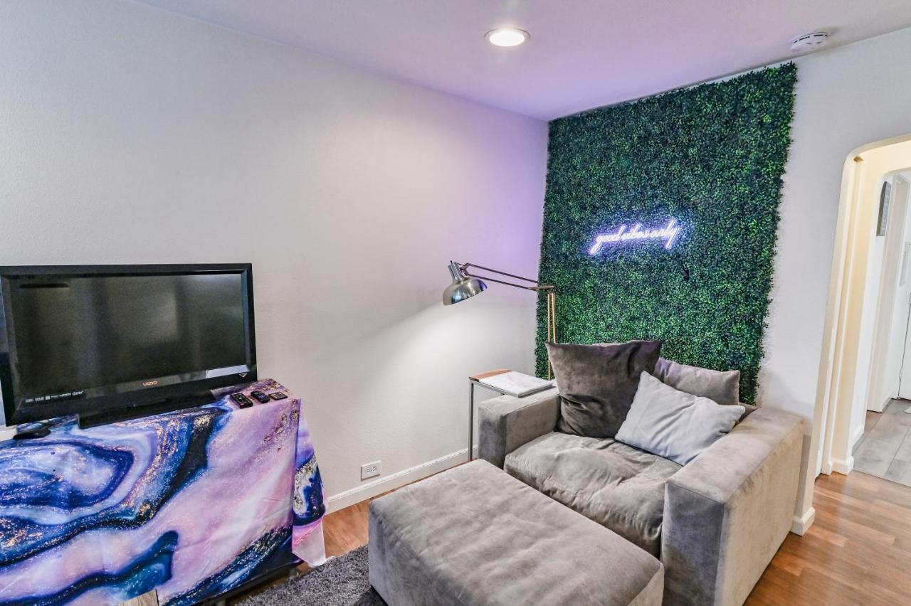 Cozy 2 Bdrm Apt - Easy Access Free Parking - Ac Unit Lägenhet Tacoma Exteriör bild